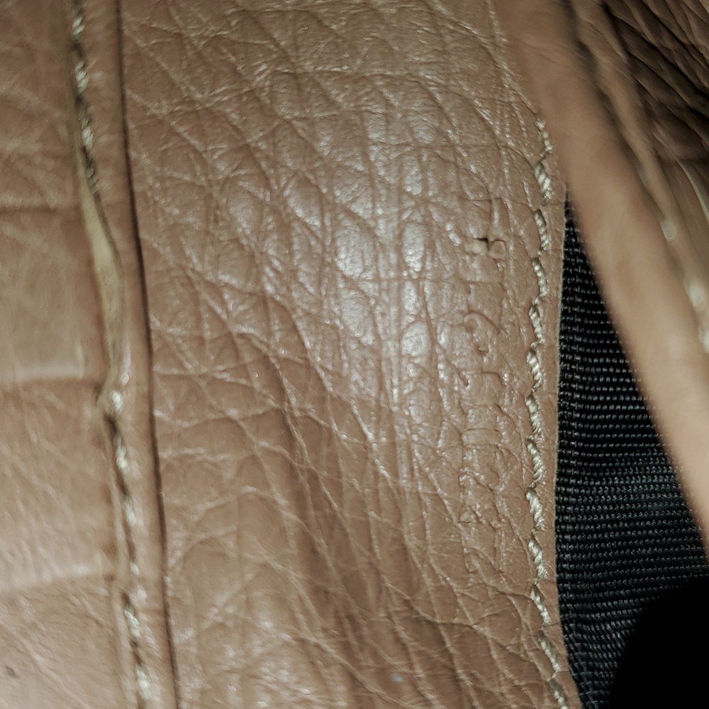 Gucci Brown and Tan Wallet - Picture 13 of 17